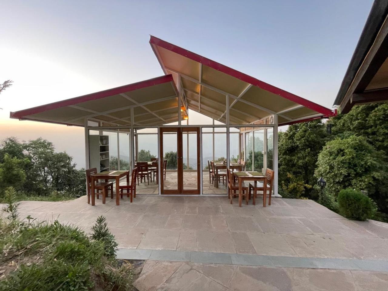 Shivaya Since 1953 Hotel Mukteshwar Exterior foto