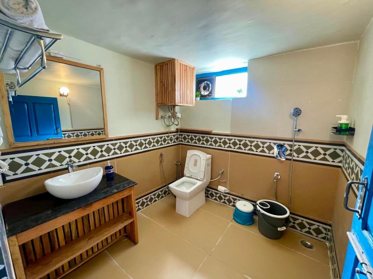 Shivaya Since 1953 Hotel Mukteshwar Exterior foto